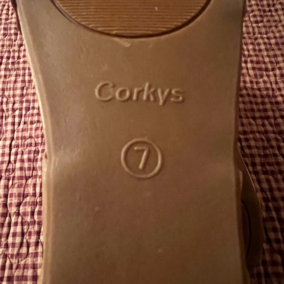 Boutique- Corky’s Refreshing Wedge Sandal Size 7 - Picture 6 of 16